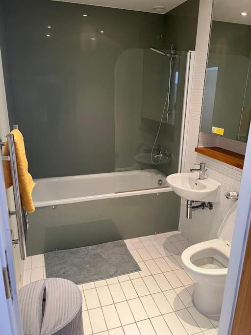 Stunning 2 Bed Flat! Centrally Located In London, Uk! Kültér fotó
