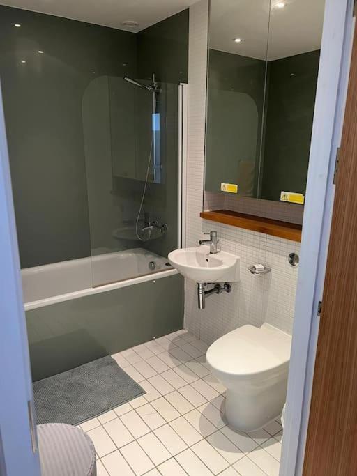 Stunning 2 Bed Flat! Centrally Located In London, Uk! Kültér fotó